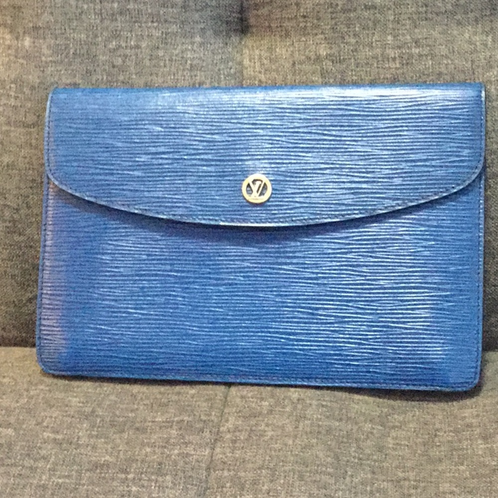 Authentic Vintage Louis Vuitton Epi Leather Clutch